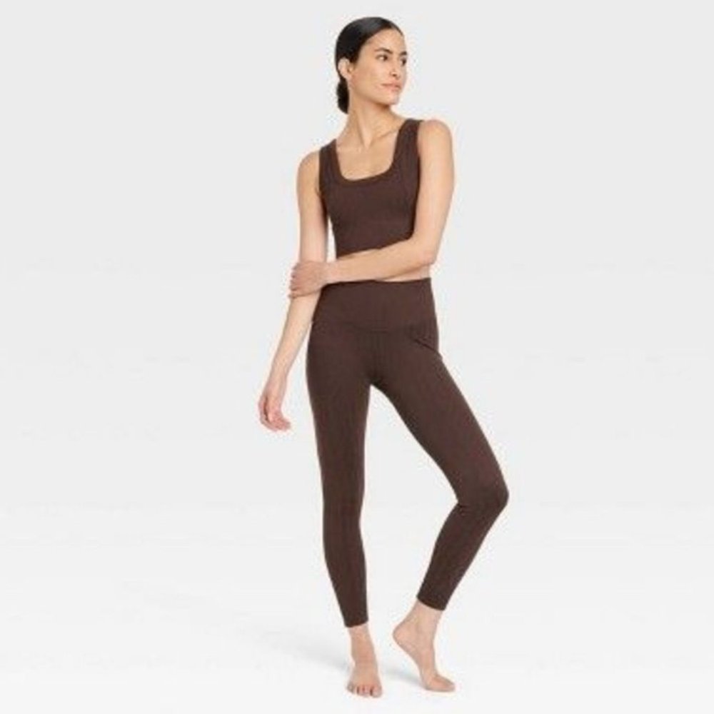 NWT - Women's "Brown" Seamless High-Rise Cable Knit 7/8 Leggings - JoyLab - Picture 3 of 4
